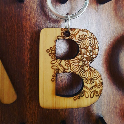 Llavero Inicial Mandala en Bambú