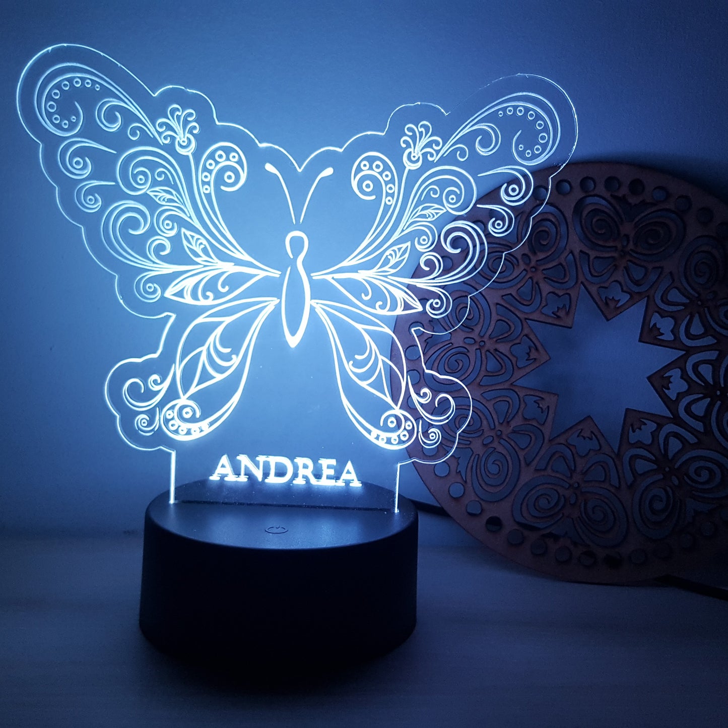 Lámpara LED Mariposa personalizada con nombre